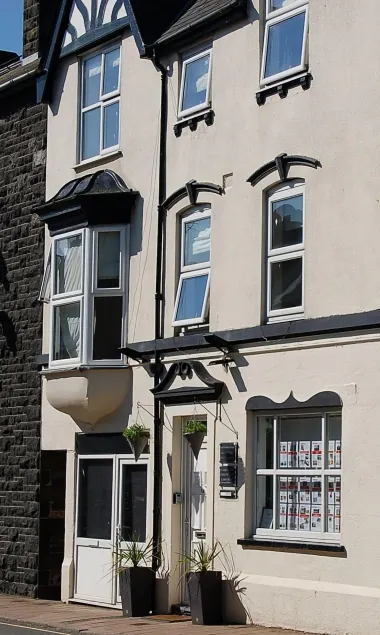 Saint Cadfans Lodge - Image 1