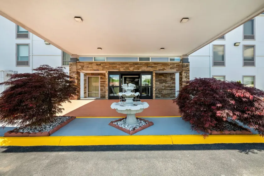 Comfort Inn Kingsport Southeast - Image 1