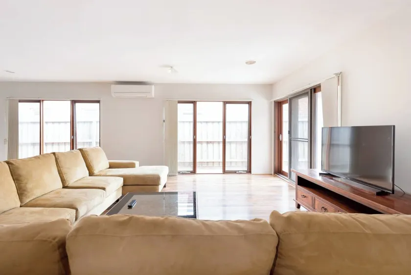 5br Luxury House 20 min till Cbd rymligt boende - Image 1