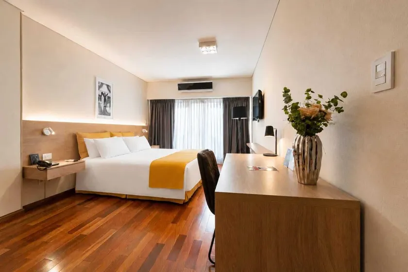 Feir's Park Hotel & Rooftop - Image 1