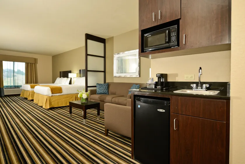 Holiday Inn Express & Suites Forrest City by IHG - Værelse