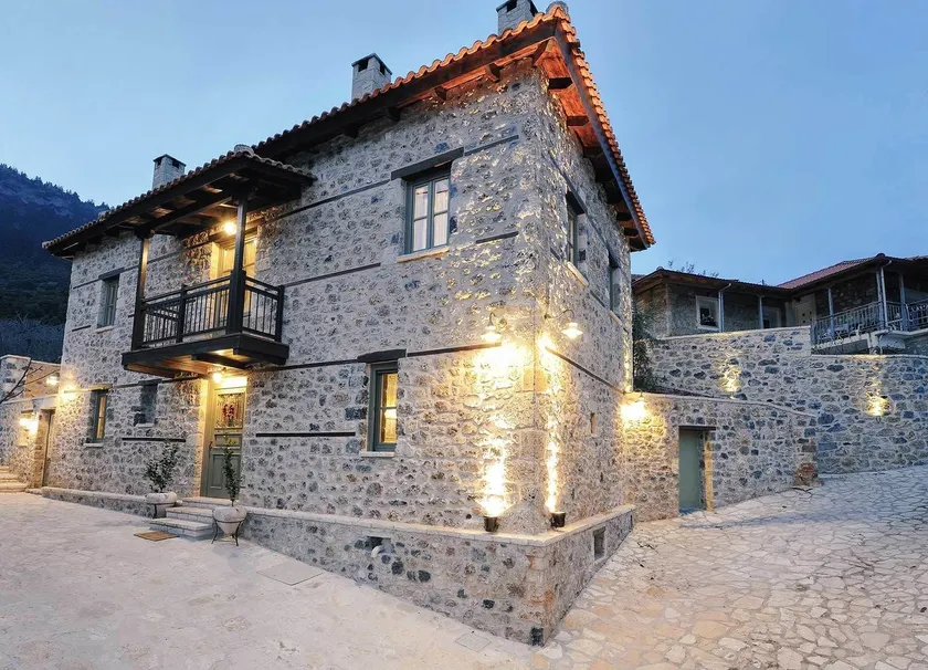 Armonia Hotel - Image 1