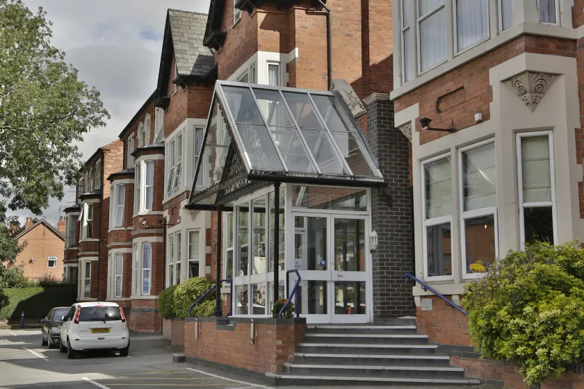 Best Western Plus Nottingham Westminster Hotel - Image 1