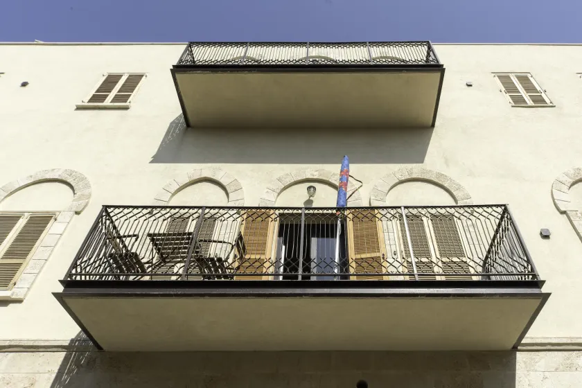 MAMAD - Jaffa Charm Seaview Stay by Sea N' Rent - Image 1