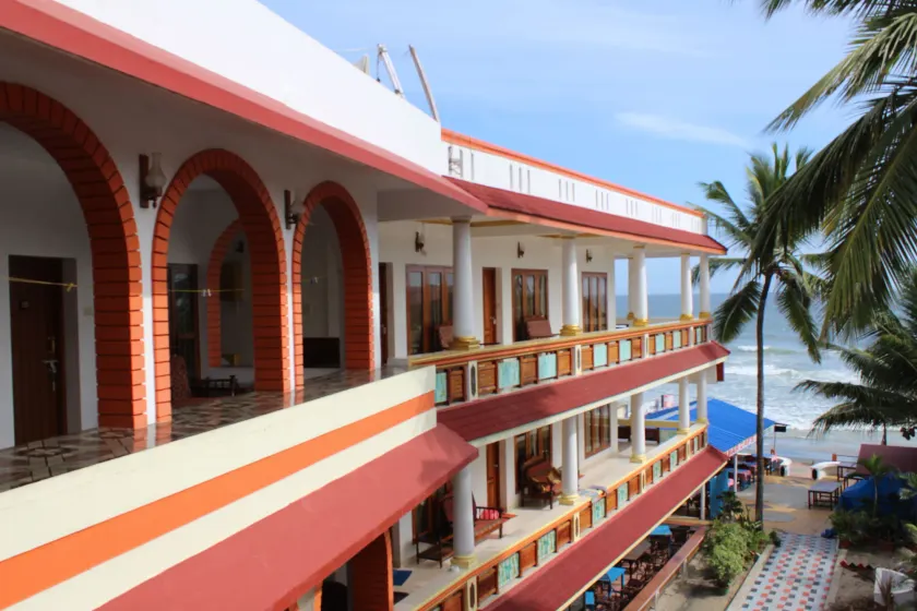 Hotel Sea View Palace - the beach hotel - Image 1