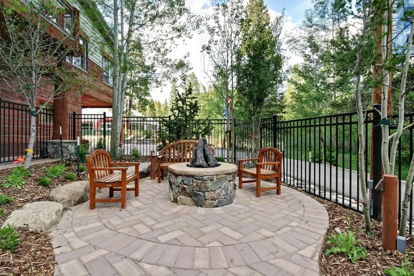 Jackpine 8021 - Image 1