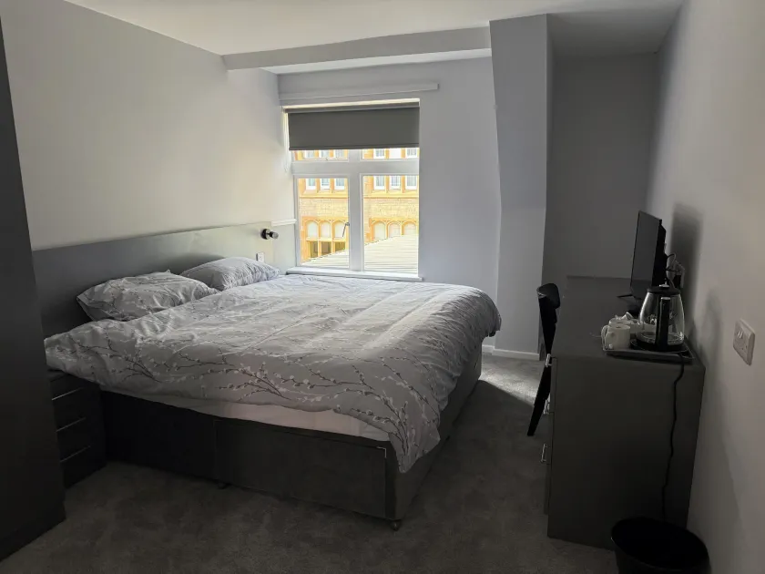 Porters Lodge - Image 1