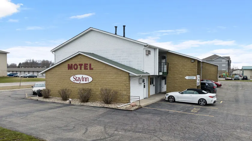 Stayinn - Image 1