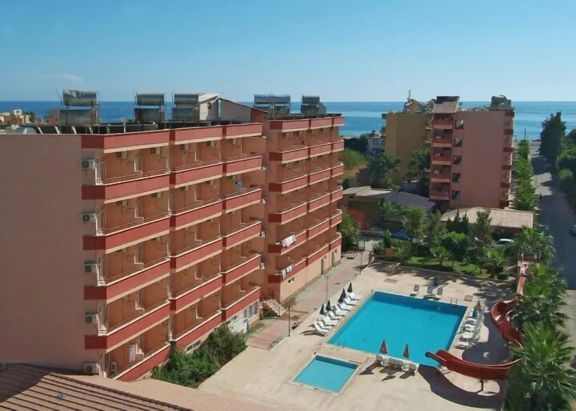 Sunside Beach Hotel - Image 1