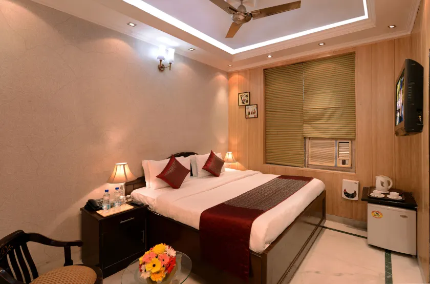 Sands Inn - Image 1
