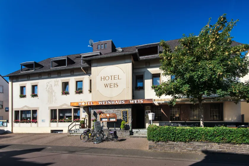 Hotel Weinhaus Weis - Image 1