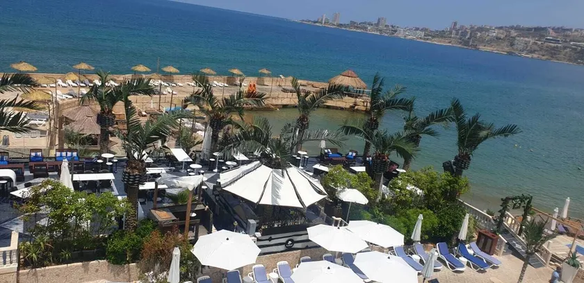 Lamedina Hotel & Resort - Image 1