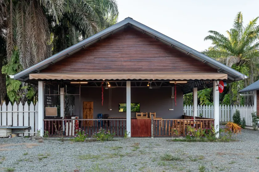 Pua Family Villa - Image 1