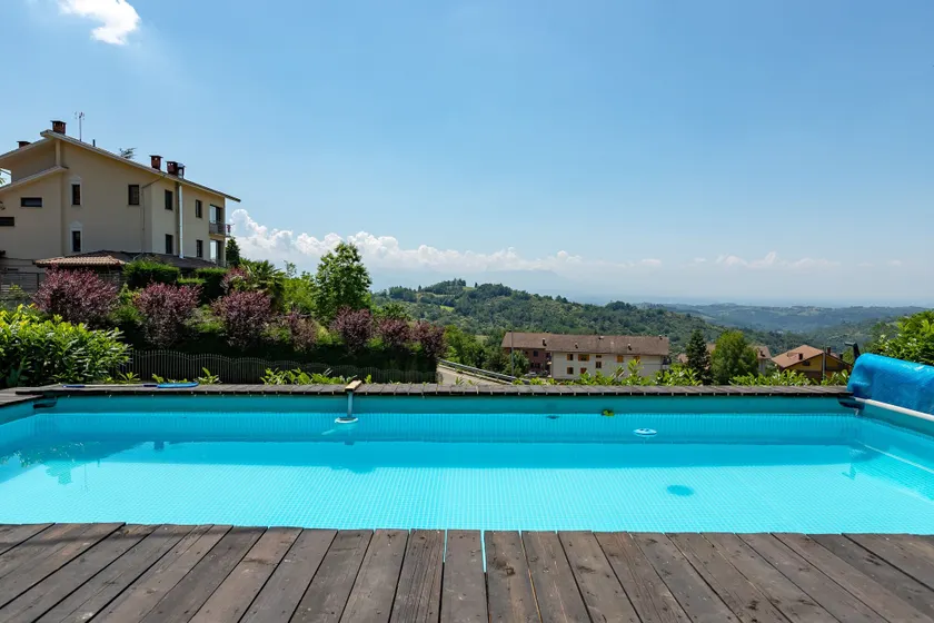La Tana dello Scoiattolo - Adults Only - Image 1