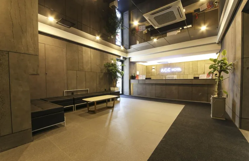 Sinan E.KKLIM Hotel - Image 1