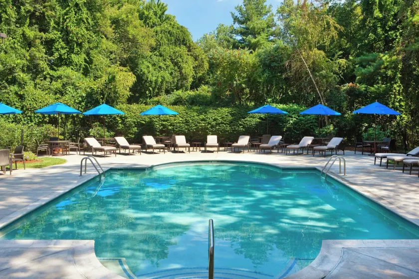 Boston Marriott Burlington - Image 1