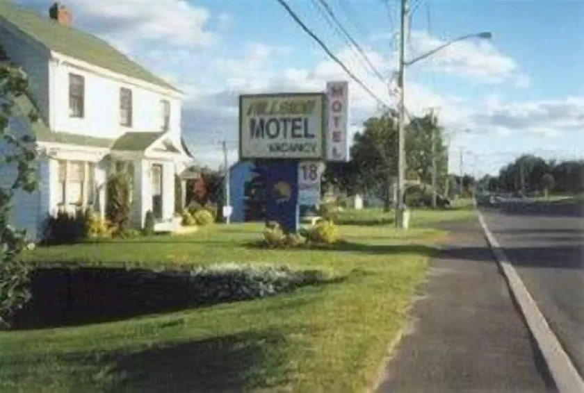 Hillside Motel - Image 1