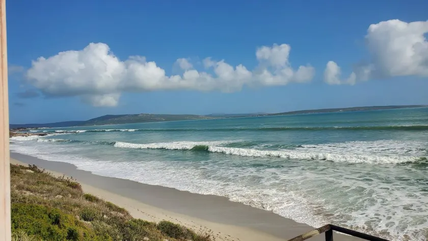 Seaside Retreat in Langebaan with Hot Tub and BBQ - Image 1