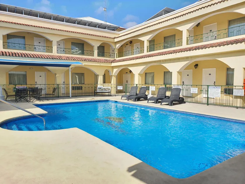 Las Misiones Hotel - Image 1