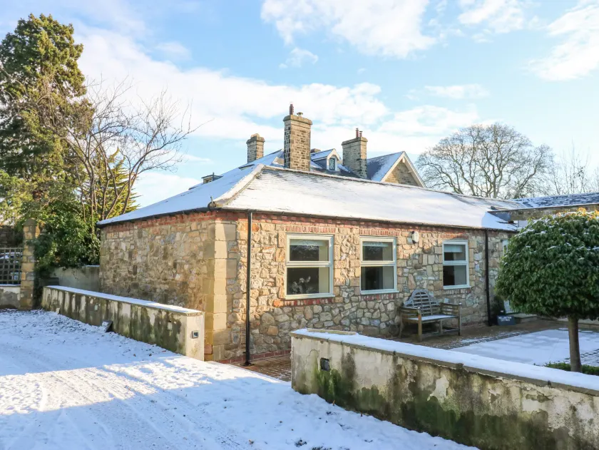 Wellington Lodge Cottage - Image 1