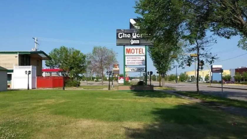 Yorke Inn Motel - Image 1