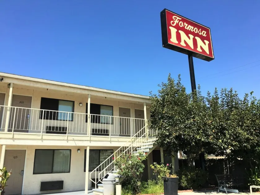 Formosa Inn - Image 1