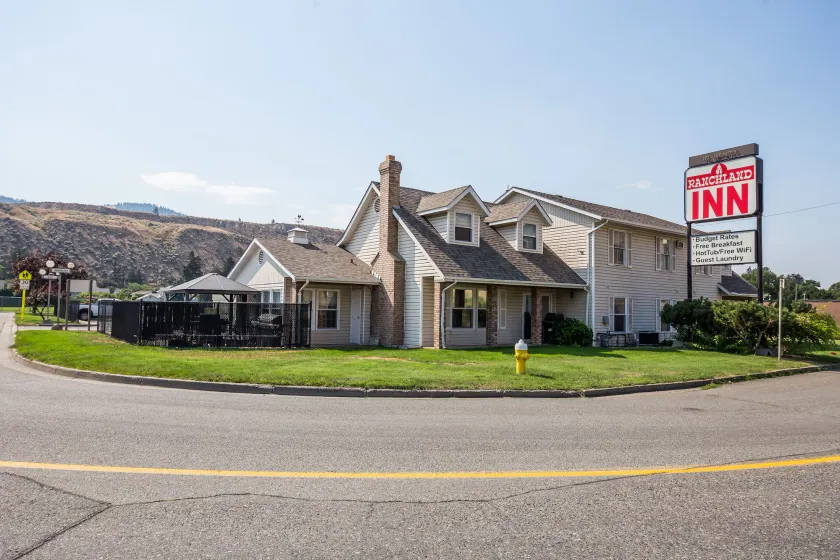 The Ranchland Inn Kamloops - Image 1