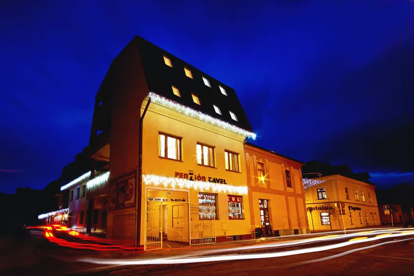 Tavel boutique hotel - Image 1