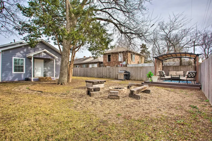 4 Mi to Dtwn Dallas: Home w/ Fire Pit + Gazebo - Interiør