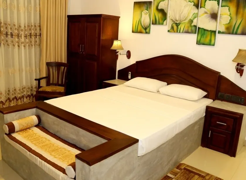 Hotel Sunrich Kandy - Image 1