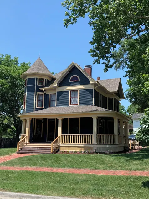 Kaskaskia Place - Image 1
