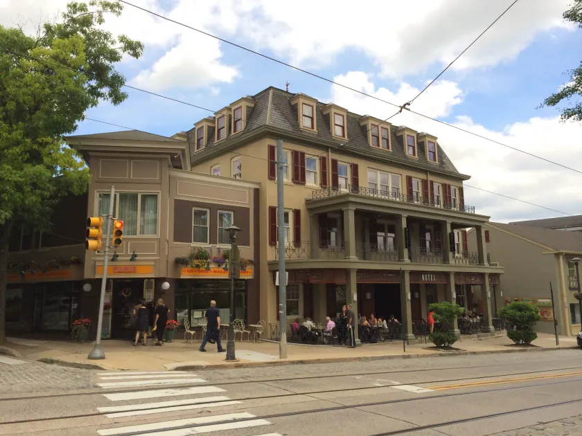 Chestnut Hill Hotel - Image 1