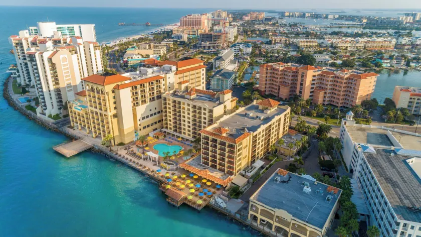 Holiday Inn & Suites Clearwater Beach by IHG - Image 1