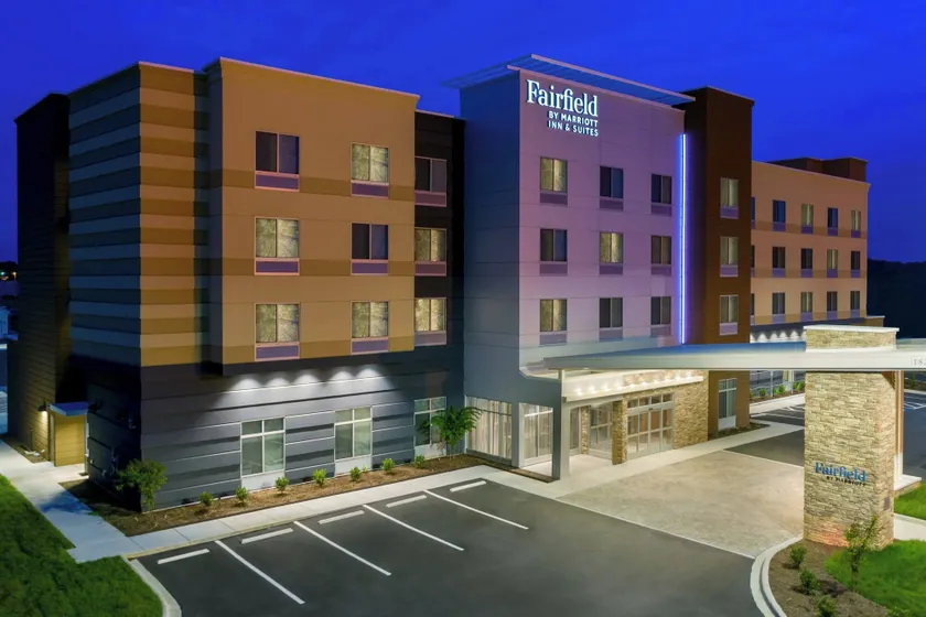 Fairfield Inn & Suites Charlotte Monroe - Image 1