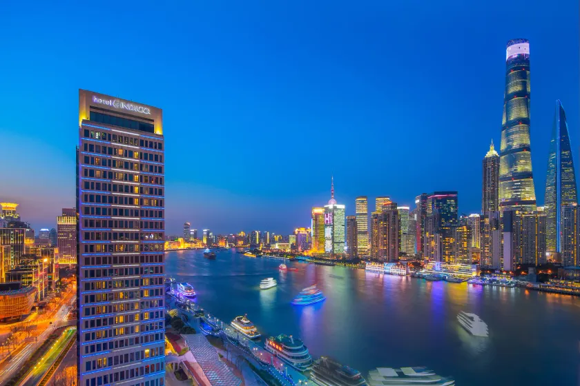 Hotel Indigo Shanghai On The Bund by IHG - Image 1