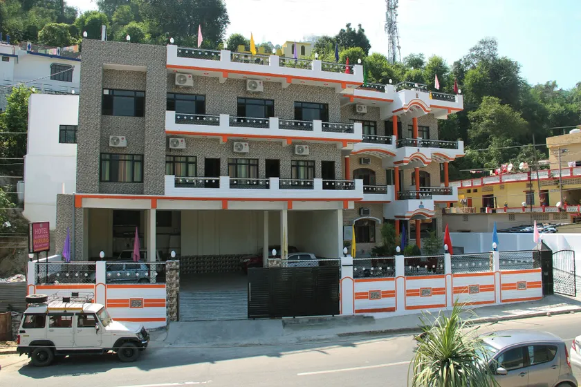 Hotel Aashriwad - Image 1
