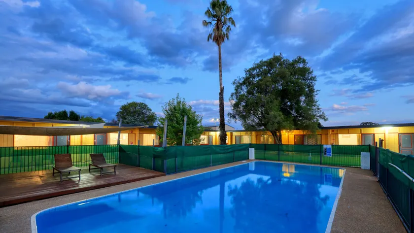 Cootamundra Gardens Motel - Image 1