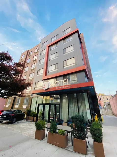 The L Hotel - Image 1