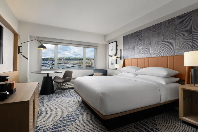 Sheraton Erie Bayfront Hotel - Image 1
