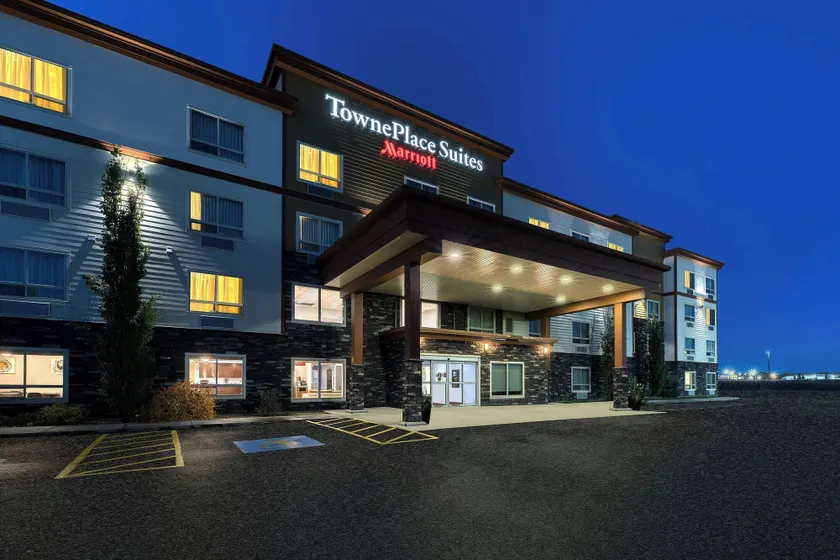 TownePlace Suites by Marriott Red Deer - Image 1