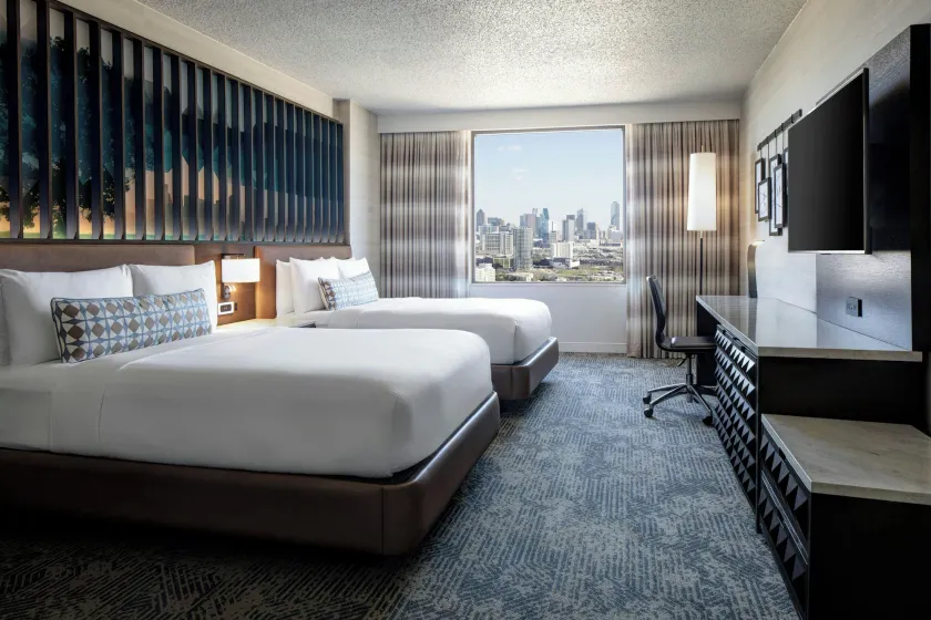 Renaissance Dallas Hotel - Image 1