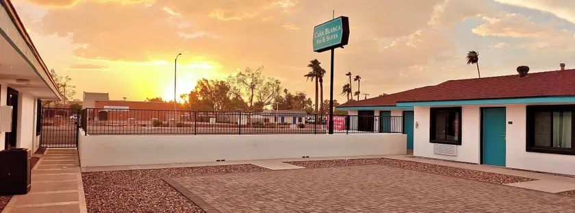 Casa Blanca Inn and Suites - Image 1