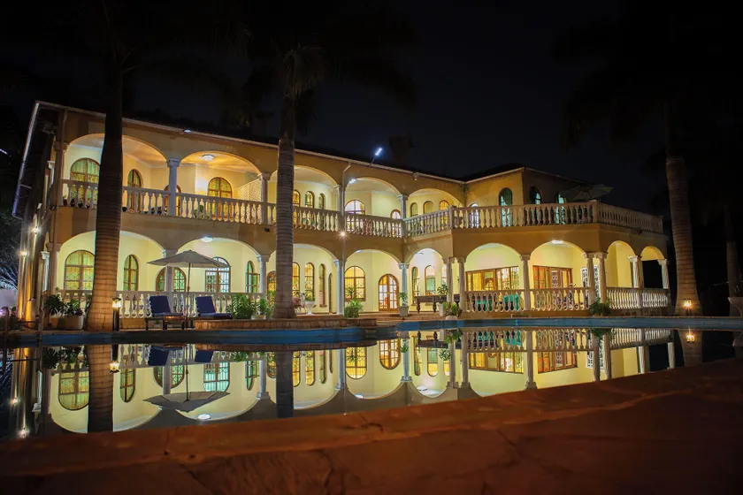 Golden Palm Boutique Hotel - Image 1