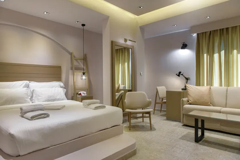 Pyrgos Hotel - Image 1