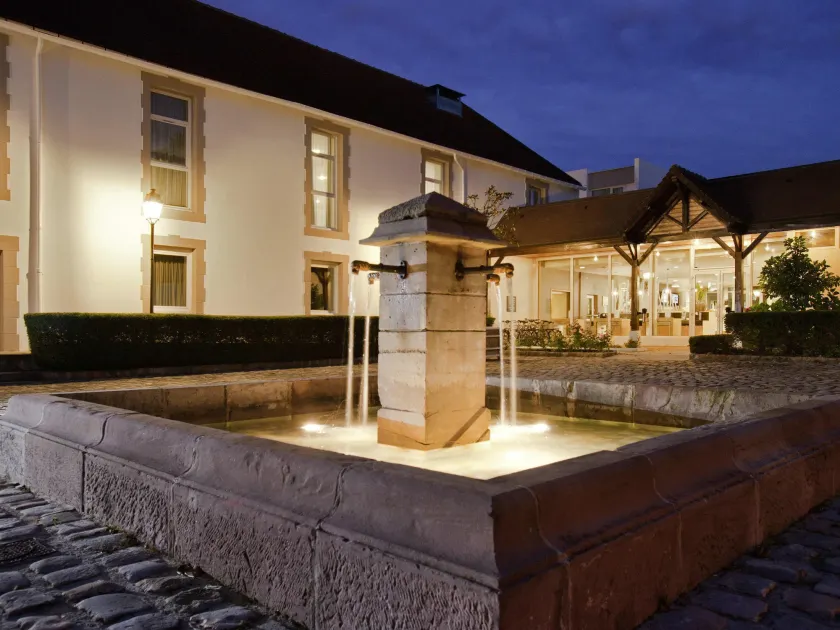 Novotel Paris Saclay - Image 1