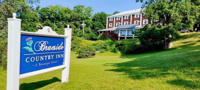 Braeside Country Inn - Image 1