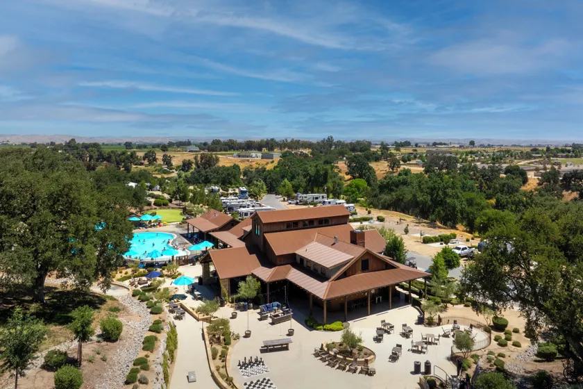 Cava Robles RV Resort - Image 1