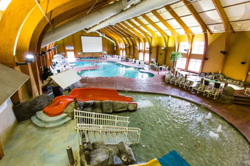 Cranberry Country Lodge - Image 1