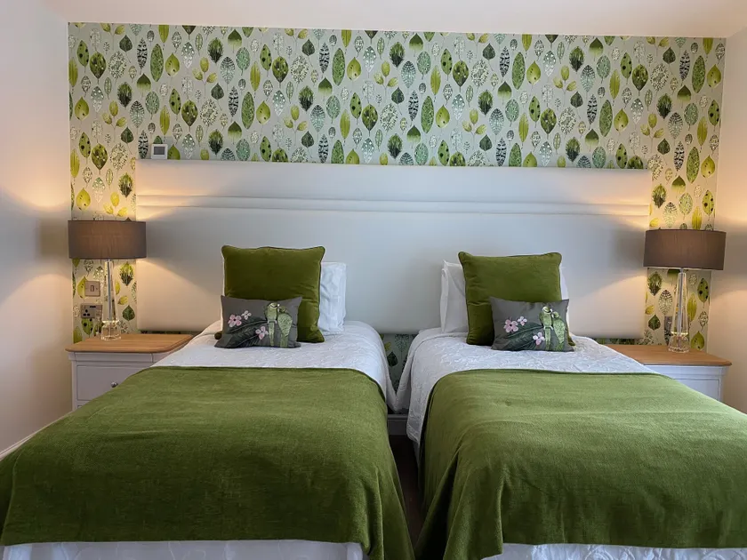 Toppesfield House B&B - Image 1