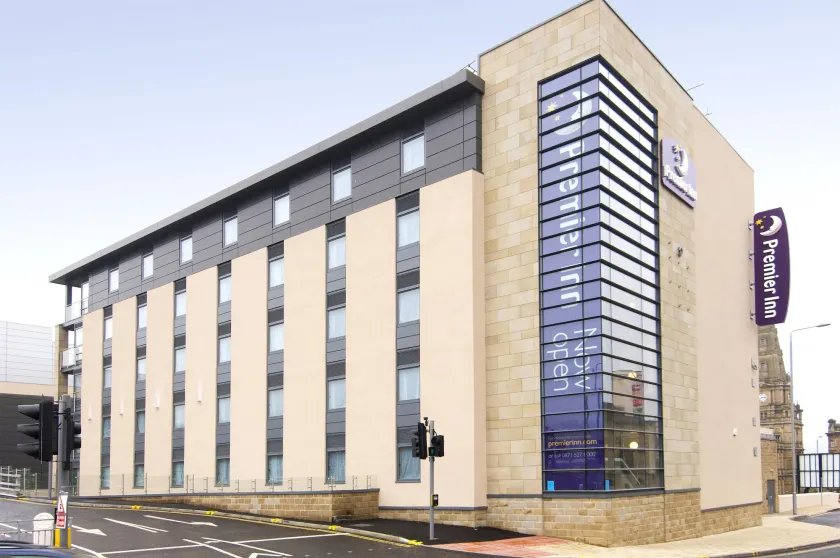 Premier Inn Halifax Town Centre - Image 1